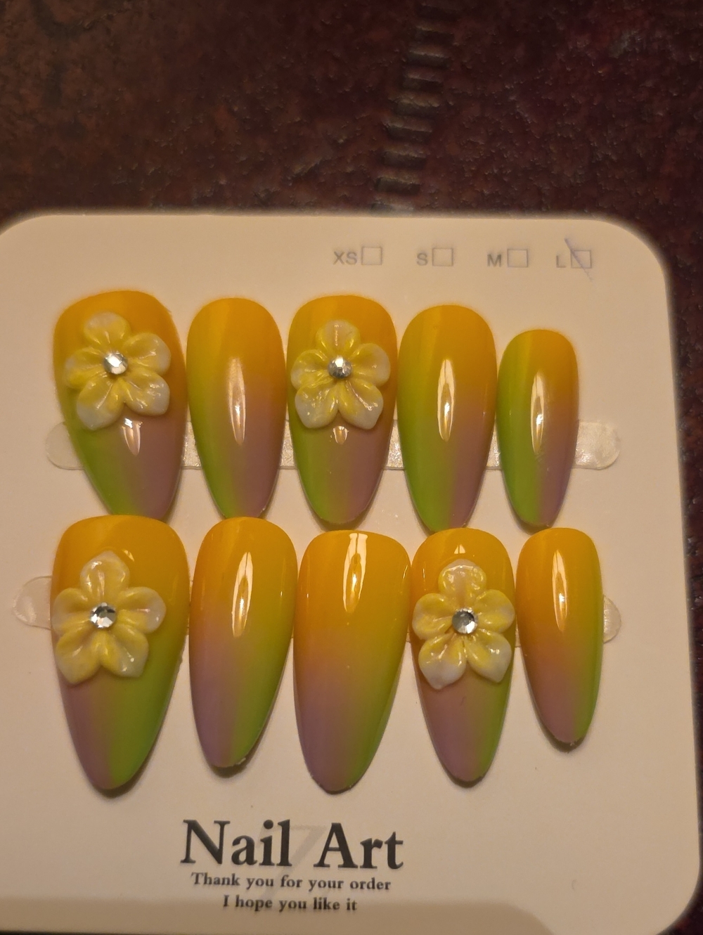 Handmade Yellow Gradient Flower Press-On Nails - Size Large